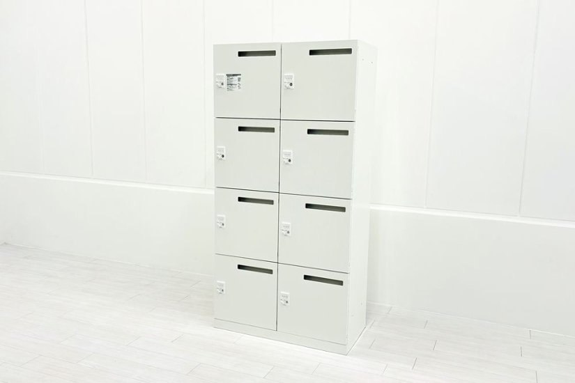 オカムラ 8人用ロッカー 中古 モバイルロッカー メール投函口 中古オフィス家具 900/450/1810 ホワイト ダイヤル錠画像