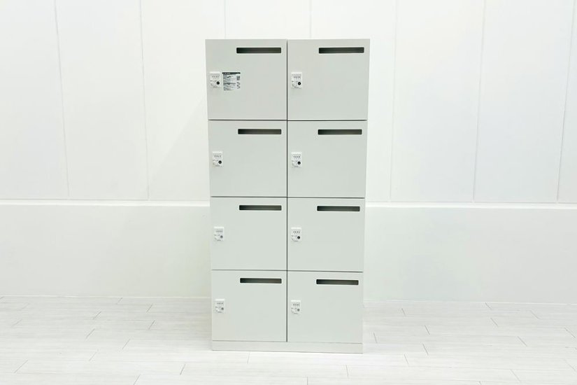 オカムラ 8人用ロッカー 中古 モバイルロッカー メール投函口 中古オフィス家具 900/450/1810 ホワイト ダイヤル錠画像