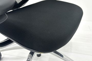 オカムラ サブリナチェア 中古 スマートオペレーション ヘッドレスト 中古オフィス家具 ブラック Sabrina Smart Operation画像