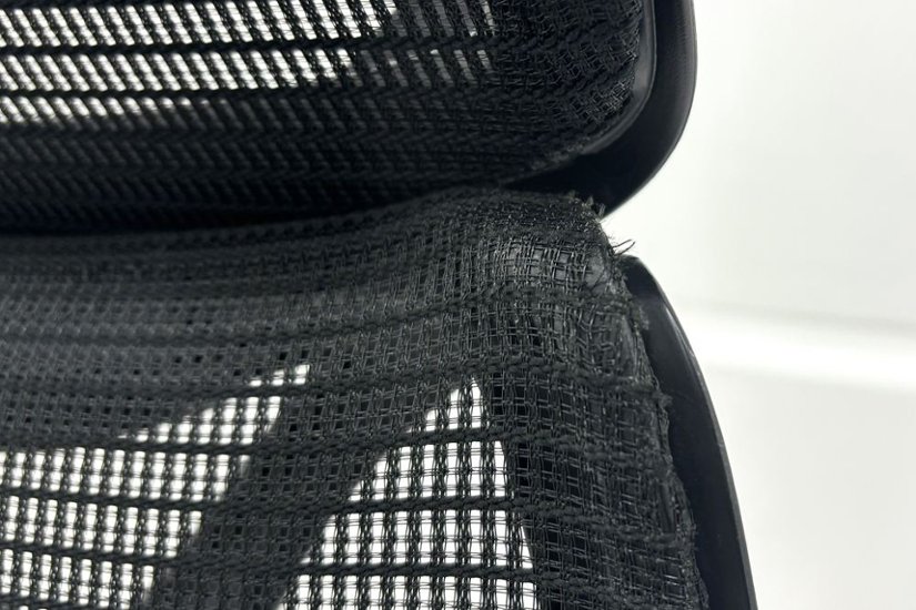 オカムラ サブリナチェア 中古 スマートオペレーション ヘッドレスト 中古オフィス家具 ブラック Sabrina Smart Operation画像