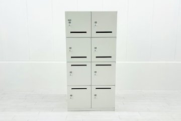 オカムラ レクトライン 8人用ロッカー 中古 モバイル収納 メール投函口 中古オフィス家具 900/450/1810 ホワイト プッシュ錠 電源コード付画像