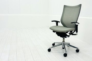 オカムラ バロンチェア 中古 OKAMURA Baron 可動肘 ハイバック 中古オフィス家具 ライトグレーの画像