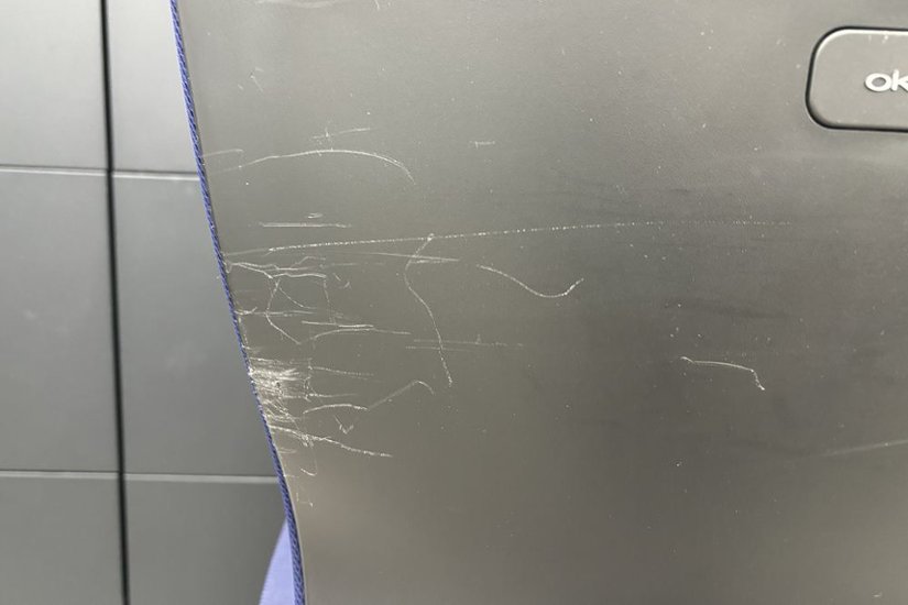 オカムラ カロッツァチェア 中古 OKAMURA Carrozza クッション ブルー ローバック 肘無 中古オフィス家具 オフィスチェア画像