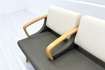 ロビーチェア オリバー oliver 中古 3人掛けチェア ロビーチェア 医療用家具 病院椅子 病院チェア 応接椅子 中古オフィス家具 1770/620/780画像