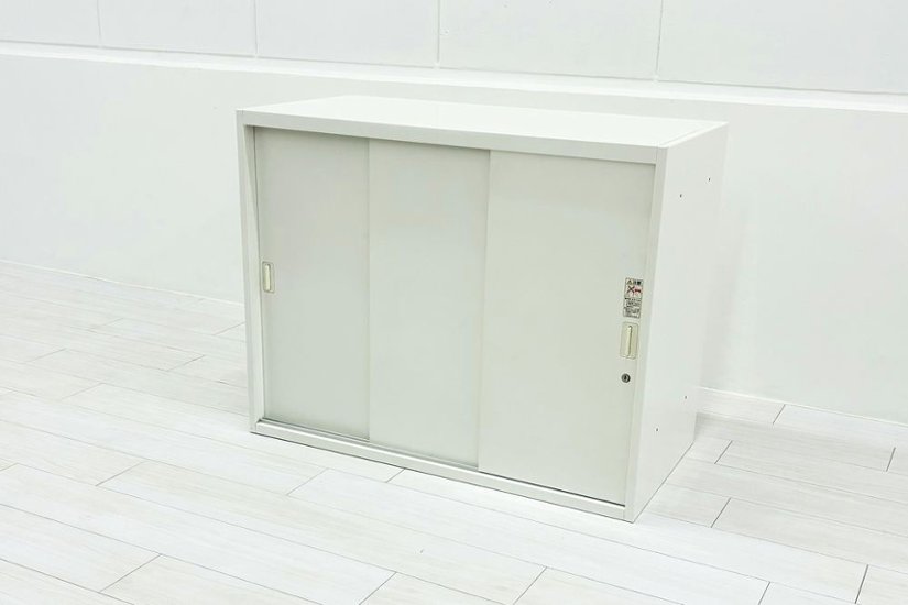 引き違い書庫 スチール スライド書庫 中古 オカムラ 中古キャビネット スチール書庫 中古オフィス家具 ホワイト 900/450/710画像