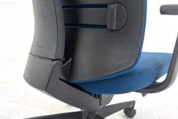 コクヨ ウィザード2 中古 2018年製 ミドルマネージメントチェア ヘッドレスト付 固定肘  中古オフィス家具 KOKUYO ターコイズブルー画像