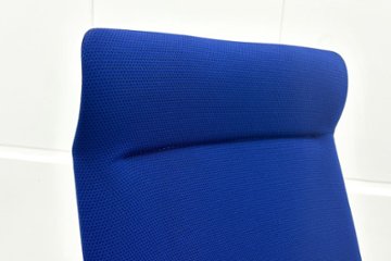 コクヨ ウィザード2 中古 ミドルマネージメントチェア ヘッドレスト付 固定肘  中古オフィス家具 KOKUYO プルシアンブルー画像