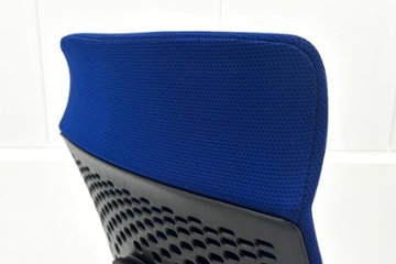 コクヨ ウィザード2 中古 ミドルマネージメントチェア ヘッドレスト付 固定肘  中古オフィス家具 KOKUYO プルシアンブルー画像