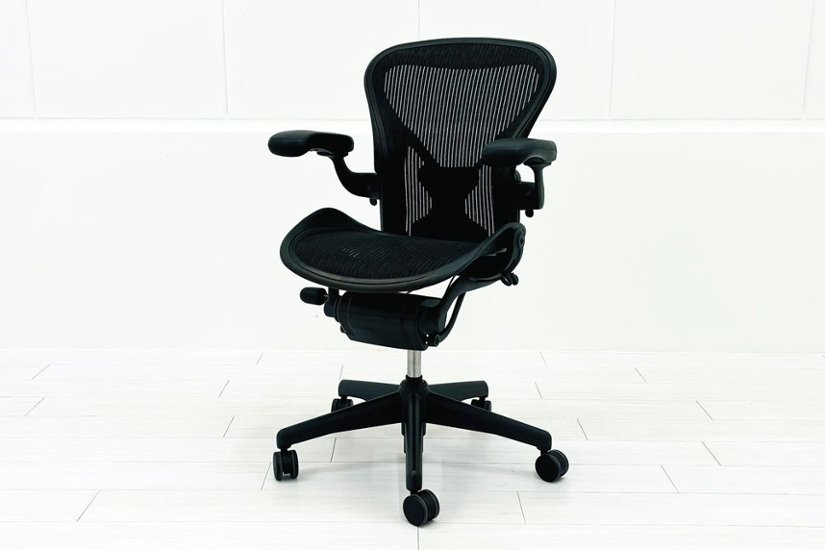 アーロンチェア Aサイズ 中古 フル装備 ポスチャーフィット ハーマンミラー Herman miller Aeron Chair 中古オフィス家具 肘レバー画像