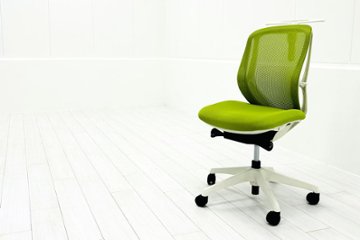 中古オフィスチェア オカムラ シルフィーチェア 中古 2017年製 ローバック 肘無 Sylphy メッシュ 中古オフィス家具 ライムグリーンの画像