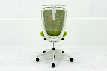 中古オフィスチェア オカムラ シルフィーチェア 中古 2017年製 ローバック 肘無 Sylphy メッシュ 中古オフィス家具 ライムグリーン画像