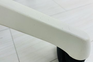 中古オフィスチェア オカムラ シルフィーチェア 中古 2015年製 ローバック 肘無 Sylphy メッシュ 中古オフィス家具 ライムグリーン画像