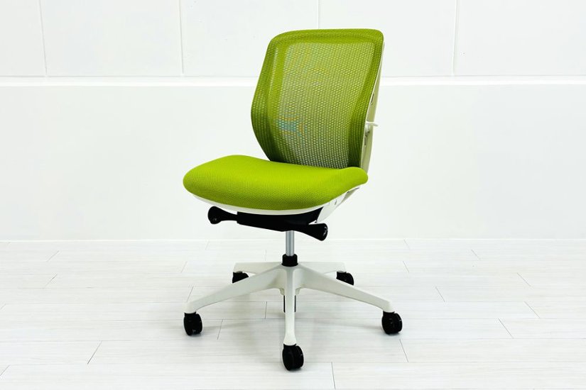 中古オフィスチェア オカムラ シルフィーチェア 中古 2015年製 ローバック 肘無 Sylphy メッシュ 中古オフィス家具 ライムグリーン画像