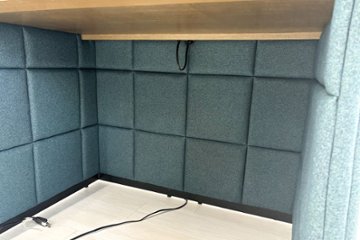 集中ブース 201° COOM 中古 ワークブース 一人用 パーテーション パーティション 中古オフィス家具 ブルー系 1000/900/1600画像