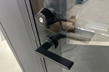 TERECUBE オカムラ テレキューブ 中古 フルクローズ型ワークブース 個室防音ブース ソロワークブース 中古オフィス家具 1200/1100/2310画像