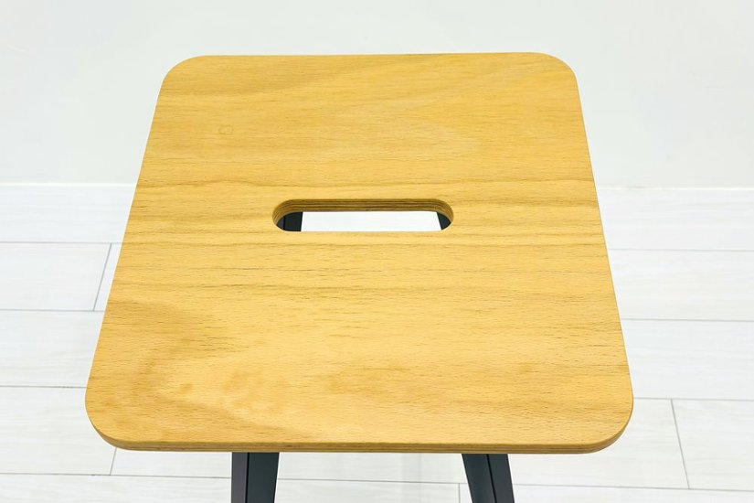 ノール ロックウェルイージースツール 中古 Knoll Rockwell Unscripted Easy Stool ノル ハイチェア ミーティングチェア カウンターチェア 中古オフィス家具 H765画像