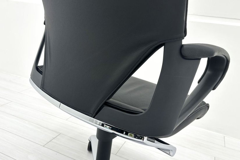  Wilkhahn Modus ウィルクハーン モダスチェア 中古 エグゼクティブチェア マネジメントチェア ブラック 中古オフィス家具 本革張り レザー画像