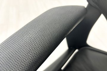  Wilkhahn Modus ウィルクハーン モダスチェア 中古 エグゼクティブチェア マネジメントチェア ブラック 中古オフィス家具 本革張り レザー画像