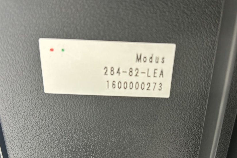  Wilkhahn Modus ウィルクハーン モダスチェア 中古 エグゼクティブチェア マネジメントチェア ブラック 中古オフィス家具 本革張り レザー画像