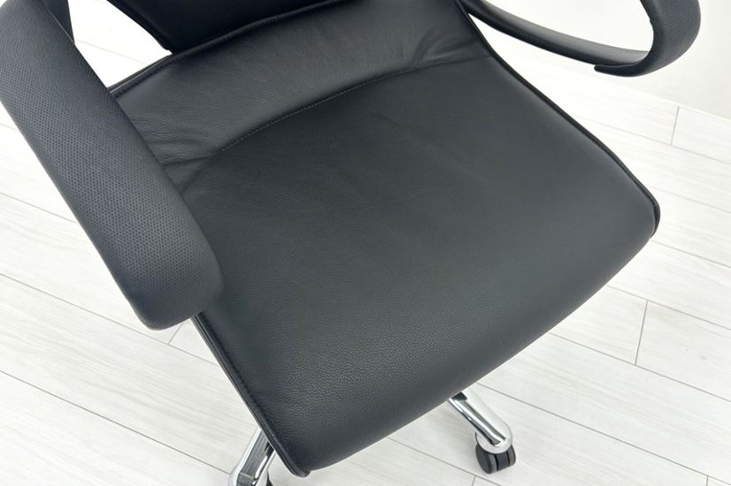  Wilkhahn Modus ウィルクハーン モダスチェア 中古 エグゼクティブチェア マネジメントチェア ブラック 中古オフィス家具 本革張り レザー画像