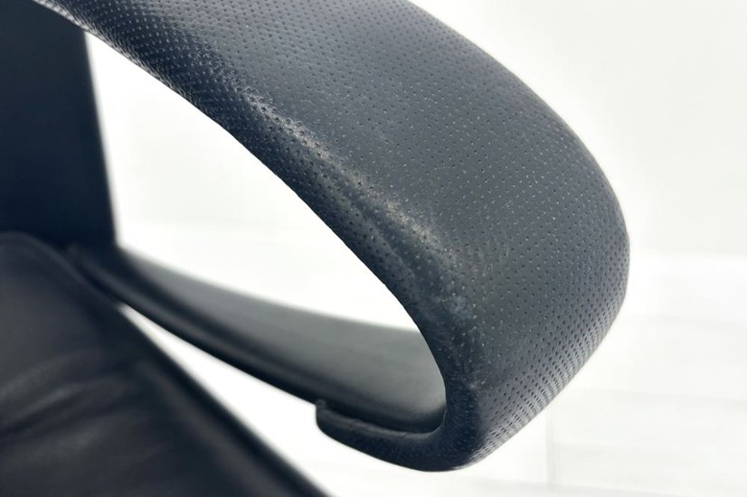  Wilkhahn Modus ウィルクハーン モダスチェア 中古 エグゼクティブチェア マネジメントチェア ブラック 中古オフィス家具 本革張り レザー画像