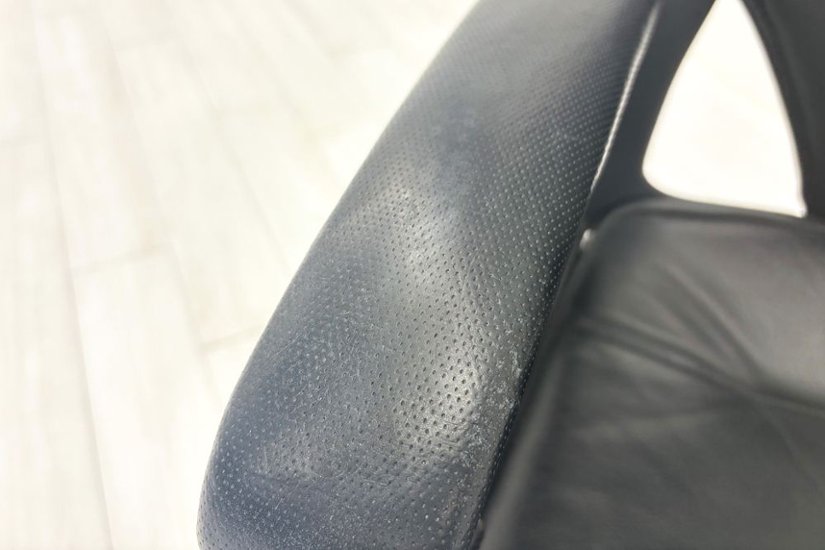  Wilkhahn Modus ウィルクハーン モダスチェア 中古 エグゼクティブチェア マネジメントチェア ブラック 中古オフィス家具 本革張り レザー画像