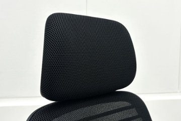 シリーズ1 スチールケース 中古 2024年製 ヘッドレスト付 Steelcase PARCEL Series1 中古オフィス家具 OAチェア ブラック画像