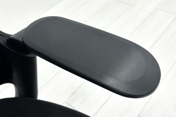 シリーズ1 スチールケース 中古 2024年製 ヘッドレスト付 Steelcase PARCEL Series1 中古オフィス家具 OAチェア ブラック画像