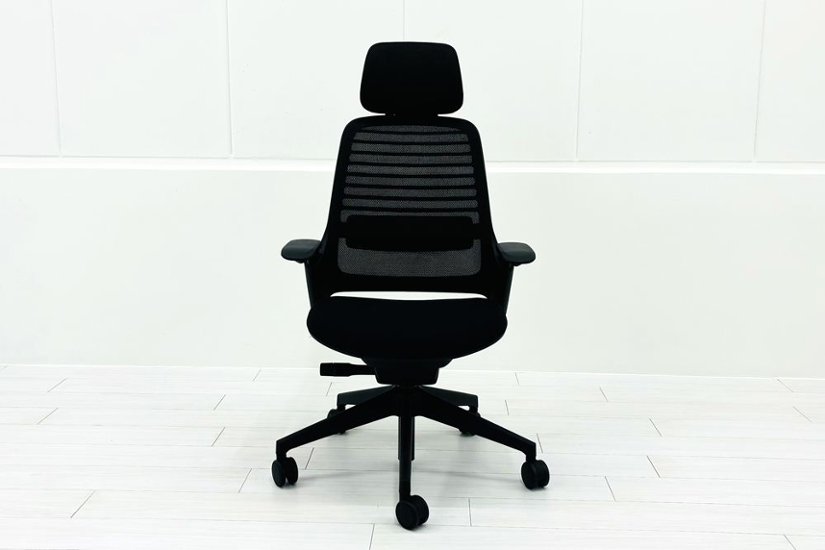 シリーズ1 スチールケース 中古 2024年製 ヘッドレスト付 Steelcase PARCEL Series1 中古オフィス家具 OAチェア ブラック画像