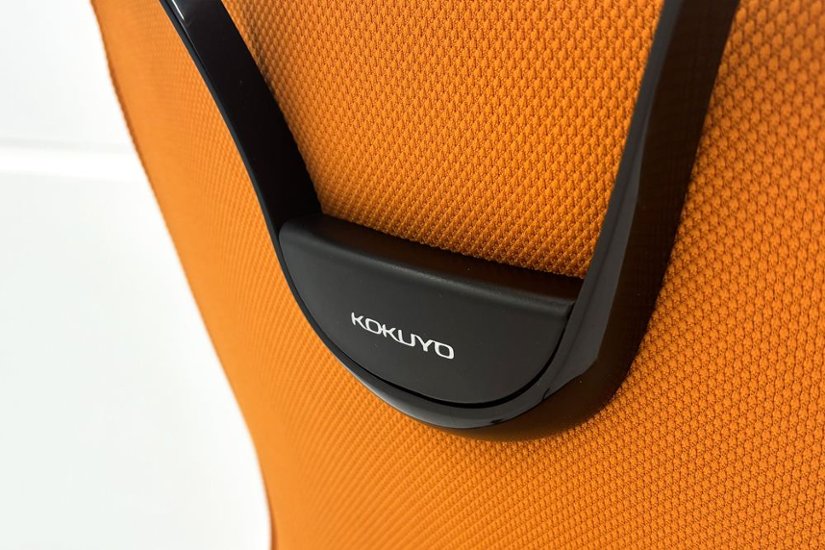 コクヨ プントチェア 中古 ローバック 肘無 KOKUYO クッション 中古オフィス家具 中古オフィスチェア オレンジ画像