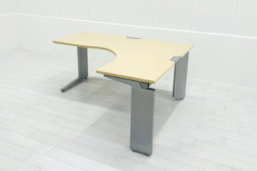 オカムラ プロユニット L型デスク L字デスク 中古 Ｌ字机 中古デスク 中古オフィス家具 オフィスデスク 事務机 1600/1400/720 右550の画像