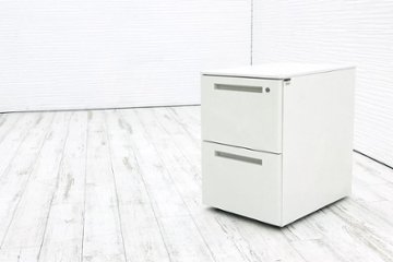 イトーキ CZRシリーズ 2段ワゴン 中古 キャビネット 収納家具 袖机 脇机 ホワイト ワゴン2段 中古オフィス家具 シリンダー錠の画像