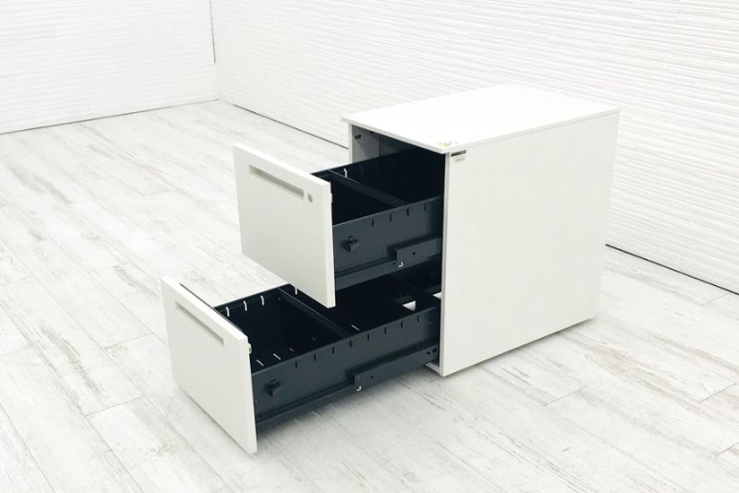 イトーキ CZRシリーズ 2段ワゴン 中古 キャビネット 収納家具 袖机 脇机 ホワイト ワゴン2段 中古オフィス家具 シリンダー錠画像