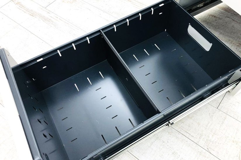 イトーキ CZRワゴン スチールワゴン 3段ワゴン 中古 収納家具 袖机 脇机 CZR-046MPCB-W9 ホワイト ワゴン3段画像