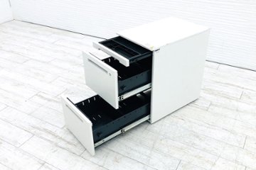 イトーキ CZRワゴン スチールワゴン 3段ワゴン 中古 収納家具 袖机 脇机 CZR-046MPCB-W9 ホワイト ワゴン3段画像