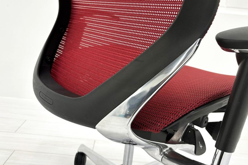 バロンチェア 中古 オカムラ Baron 可動肘 ハイバック 中古オフィス家具 中古オフィスチェア 事務椅子 メッシュチェア レッド画像