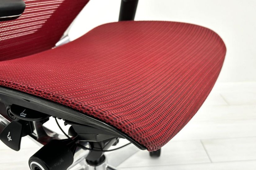 バロンチェア 中古 オカムラ Baron 可動肘 ハイバック 中古オフィス家具 中古オフィスチェア 事務椅子 メッシュチェア レッド画像