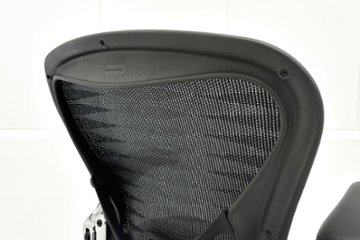 【ポリッシュ脚ピカピカ磨き有！】アーロンチェア 中古 Bサイズ フル装備 タキシードメッシュ ハーマンミラー 肘レバー アルミ脚 レザーアーム Herman Miller Aeron Chair画像