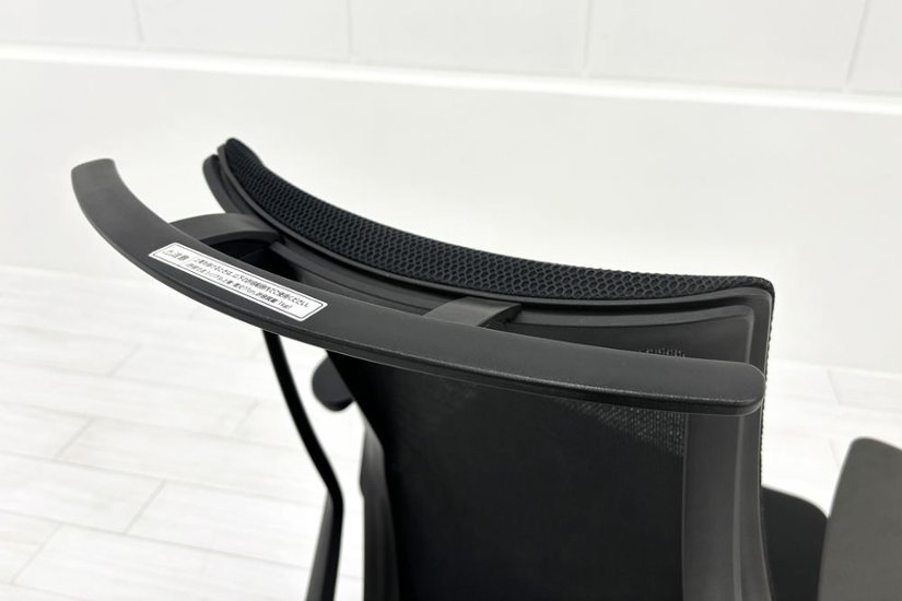 コクヨ デュオラチェア 中古 2017年製 KOKUYO Duora クッション 可動肘 中古オフィス家具 ブラック画像