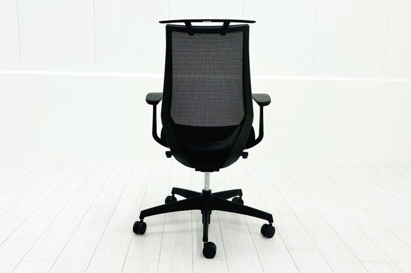 コクヨ デュオラチェア 中古 2017年製 KOKUYO Duora クッション 可動肘 中古オフィス家具 ブラック画像