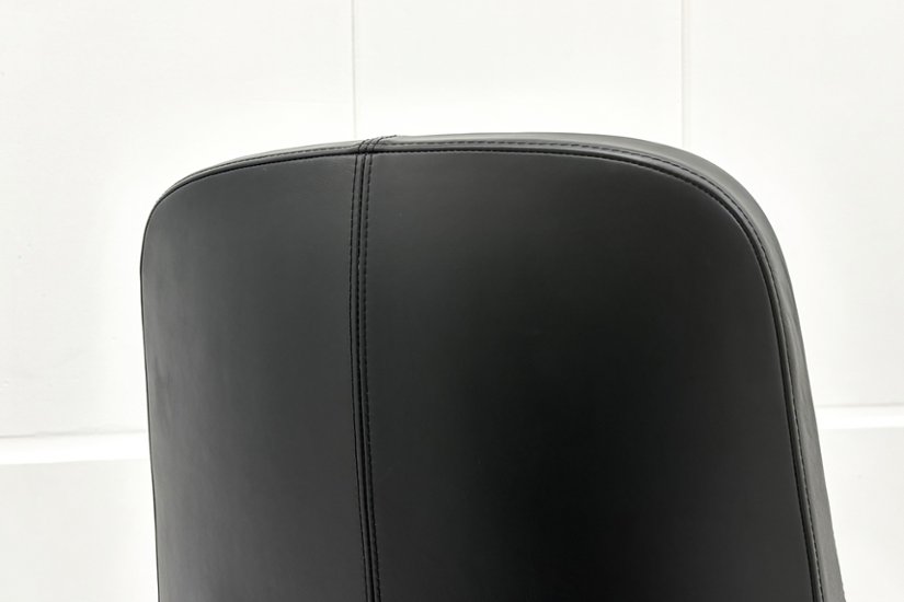 【ポリッシュ脚ピカピカ磨き有！】レオニスチェア LEONIS イトーキ 中古 2020年製 【6脚セット】 役員チェア ハイバック エグゼクティブチェア 中古オフィス家具 レザー画像