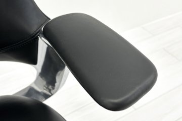 【ポリッシュ脚ピカピカ磨き有！】レオニスチェア LEONIS イトーキ 中古 2020年製 【6脚セット】 役員チェア ハイバック エグゼクティブチェア 中古オフィス家具 レザー画像