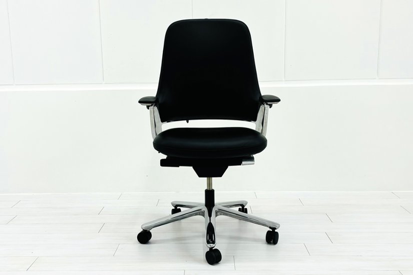 【ポリッシュ脚ピカピカ磨き有！】レオニスチェア LEONIS イトーキ 中古 2020年製 【6脚セット】 役員チェア ハイバック エグゼクティブチェア 中古オフィス家具 レザー画像