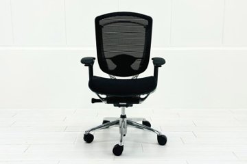 【ポリッシュ脚ピカピカ磨き有！】肘パッド新品交換 コンテッサチェア 中古 オカムラ Contessa 可動肘 中古オフィス家具 ブラック 画像