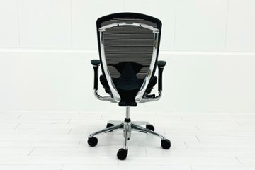 【ポリッシュ脚ピカピカ磨き有！】肘パッド新品交換 コンテッサチェア 中古 オカムラ Contessa 可動肘 中古オフィス家具 ブラック 画像