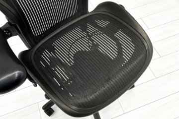 Herman Miller Aeron Chairs アーロンチェア 中古 Bサイズ フル装備 ハーマンミラー 中古オフィス家具 肘ダイヤル シリンダー交換済み画像