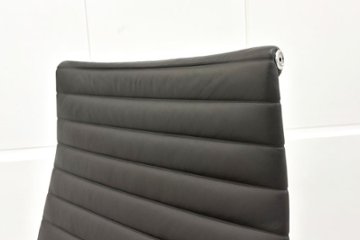 【ポリッシュ脚ピカピカ磨き有！】 イームズ アルミナムグループチェア 2018年製 中古 エグゼクティブチェア チャールズ&レイ・イームズ ハーマンミラー Herman Miller 4226画像