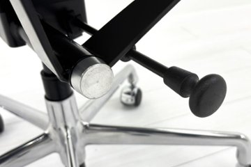 【ポリッシュ脚ピカピカ磨き有！】 イームズ アルミナムグループチェア 2018年製 中古 エグゼクティブチェア チャールズ&レイ・イームズ ハーマンミラー Herman Miller 4226画像