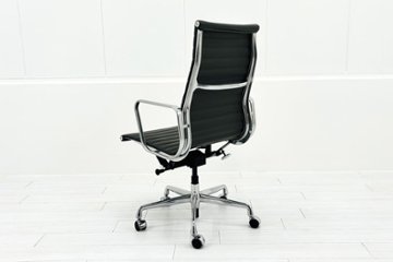 【ポリッシュ脚ピカピカ磨き有！】 イームズ アルミナムグループチェア 2018年製 中古 エグゼクティブチェア チャールズ&レイ・イームズ ハーマンミラー Herman Miller 4226画像