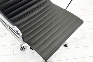 【ポリッシュ脚ピカピカ磨き有！】 イームズ アルミナムグループチェア 2018年製 中古 エグゼクティブチェア チャールズ&レイ・イームズ ハーマンミラー Herman Miller 4226画像